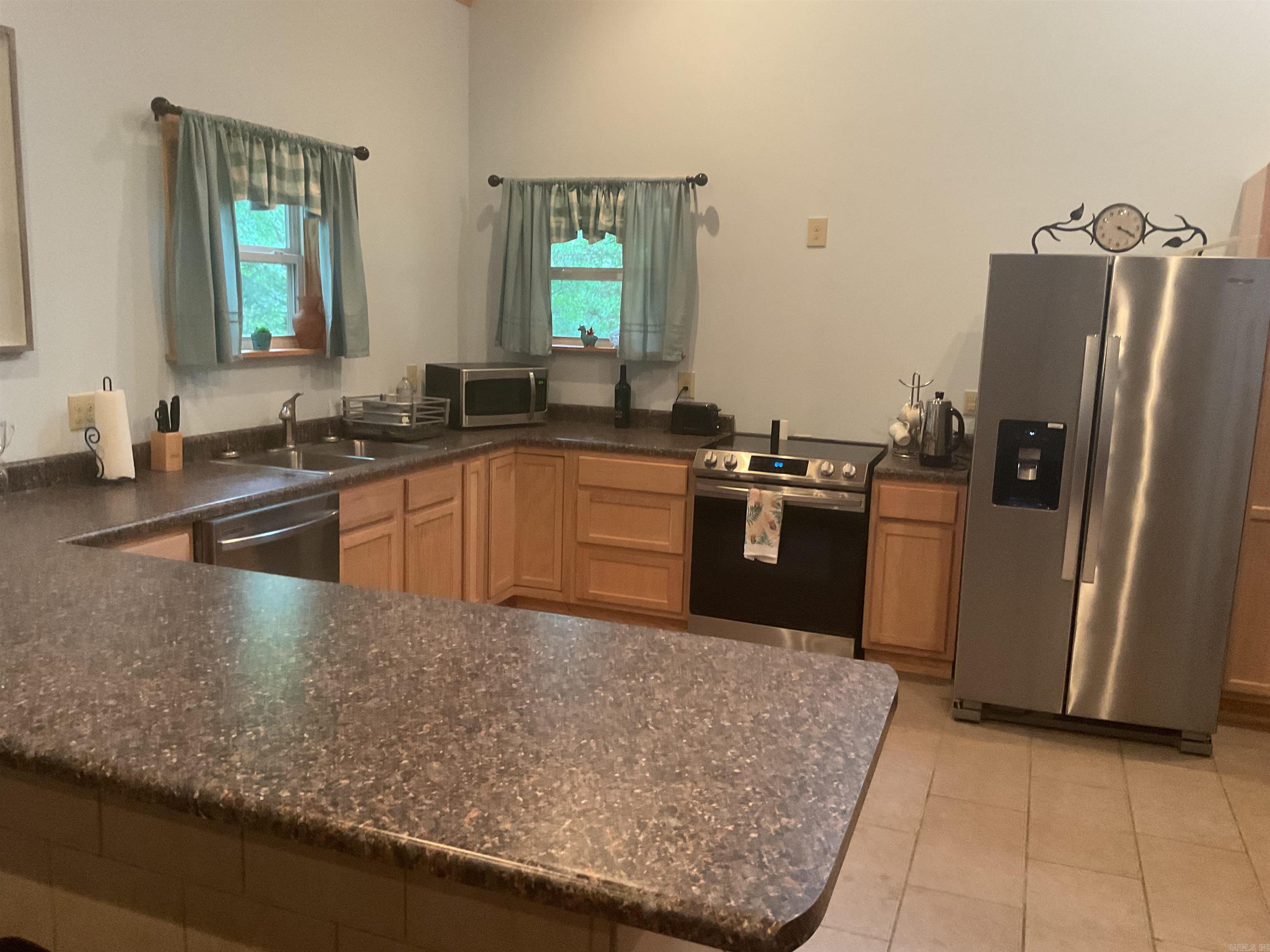 CIRCLE ACRES - Residential
