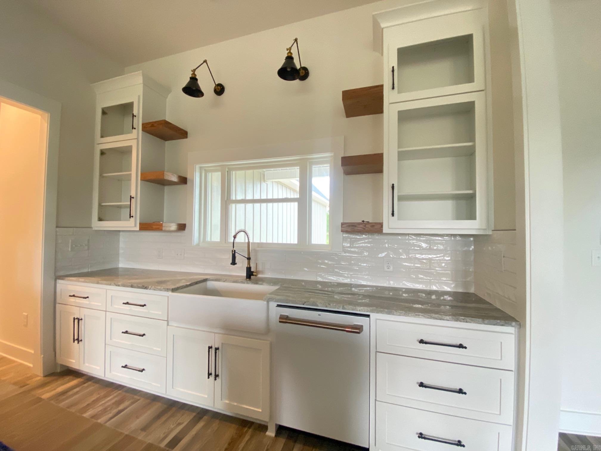 WOODRIDGE - Residential