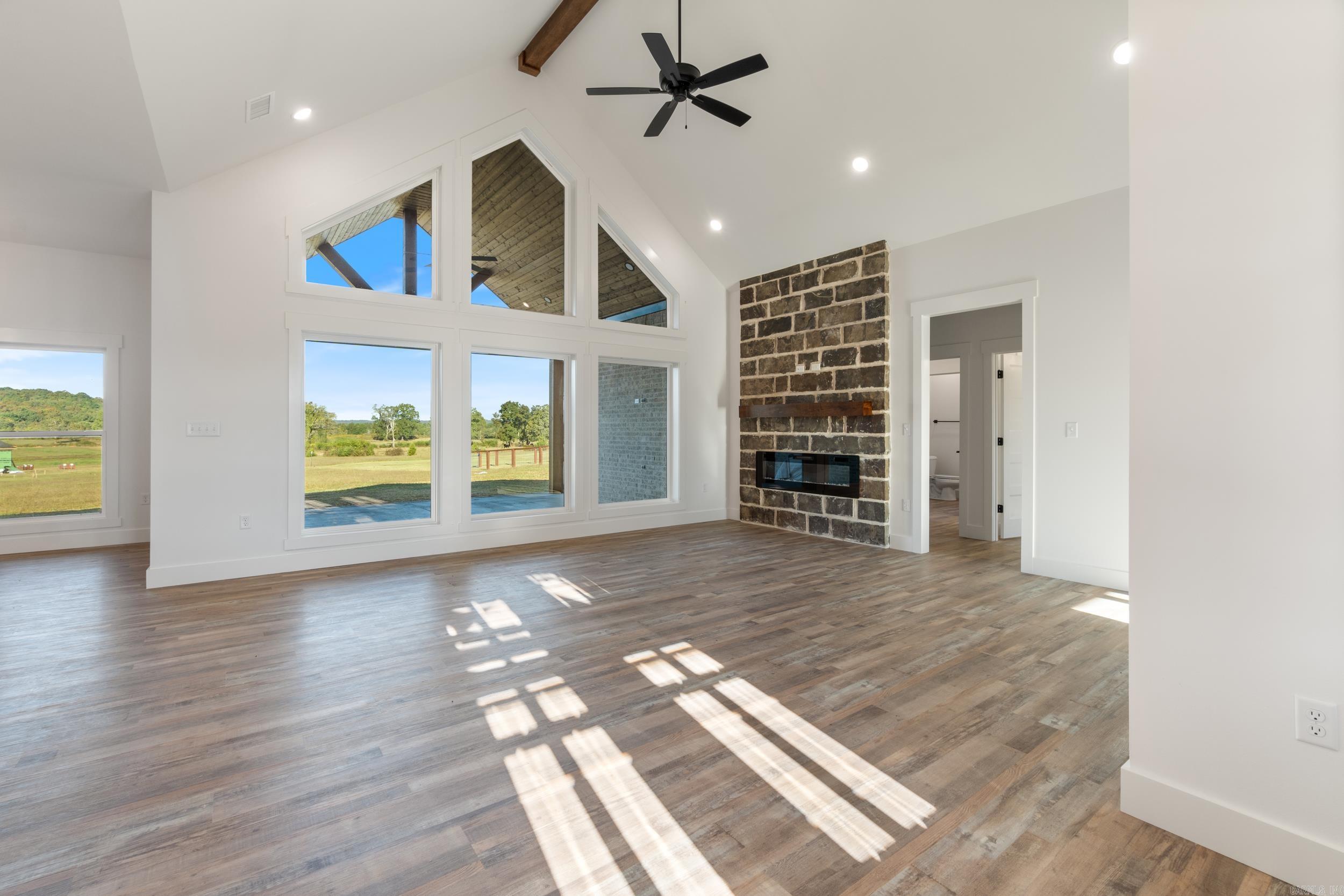 REPUBLICAN VALLEY ESTATES - Residential