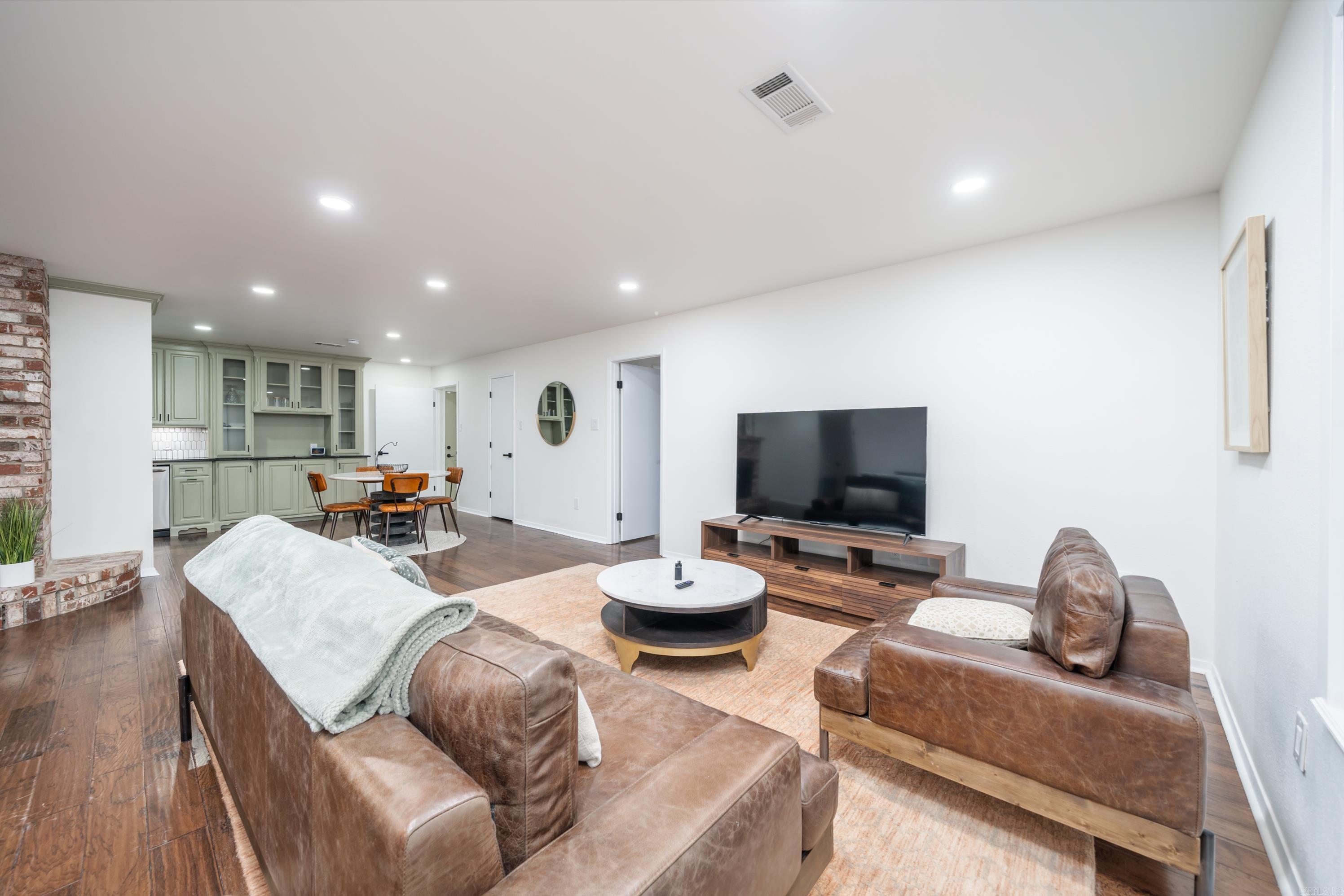 Parkshores #2 - Residential