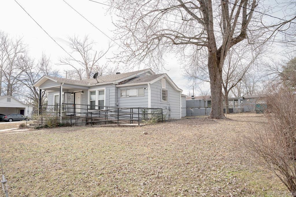 BARROW JOHN - Residential