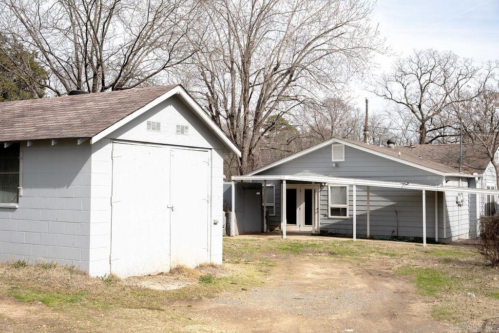 BARROW JOHN - Residential