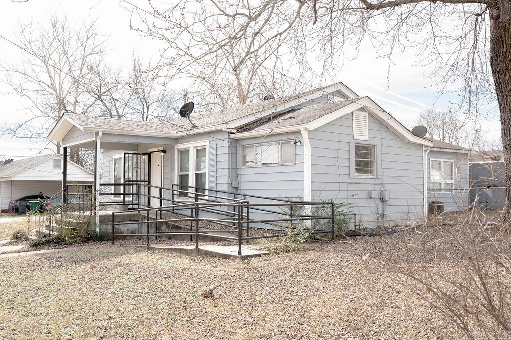 BARROW JOHN - Residential