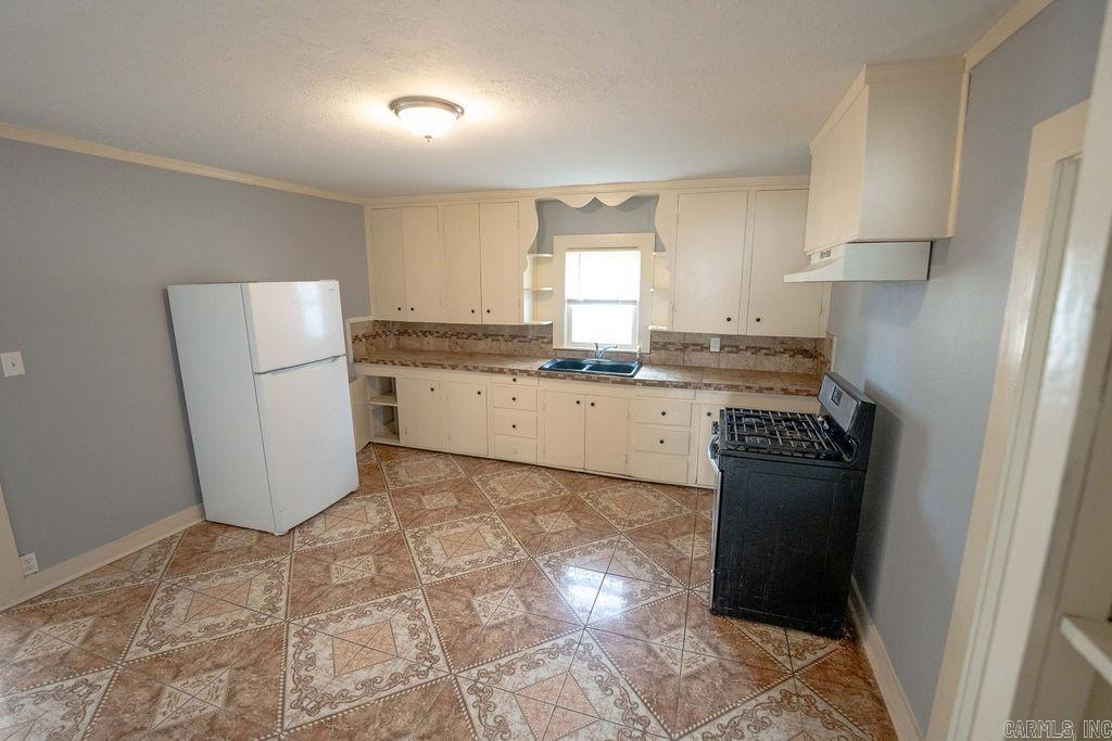 BARROW JOHN - Residential