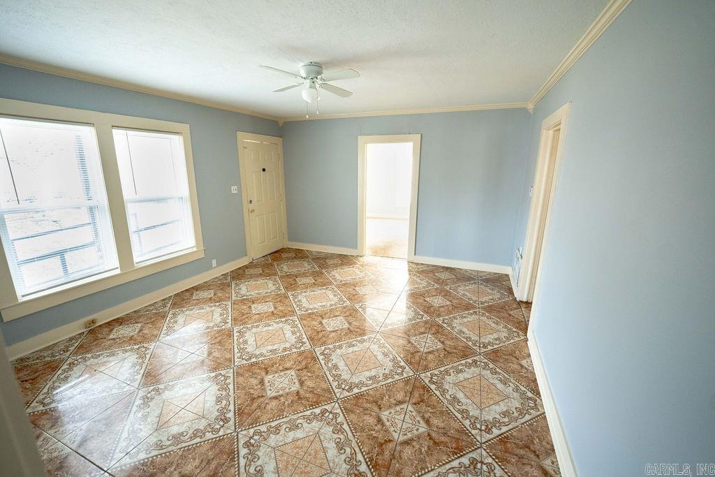 BARROW JOHN - Residential