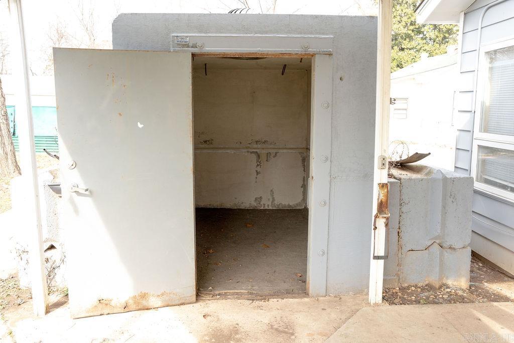 BARROW JOHN - Residential