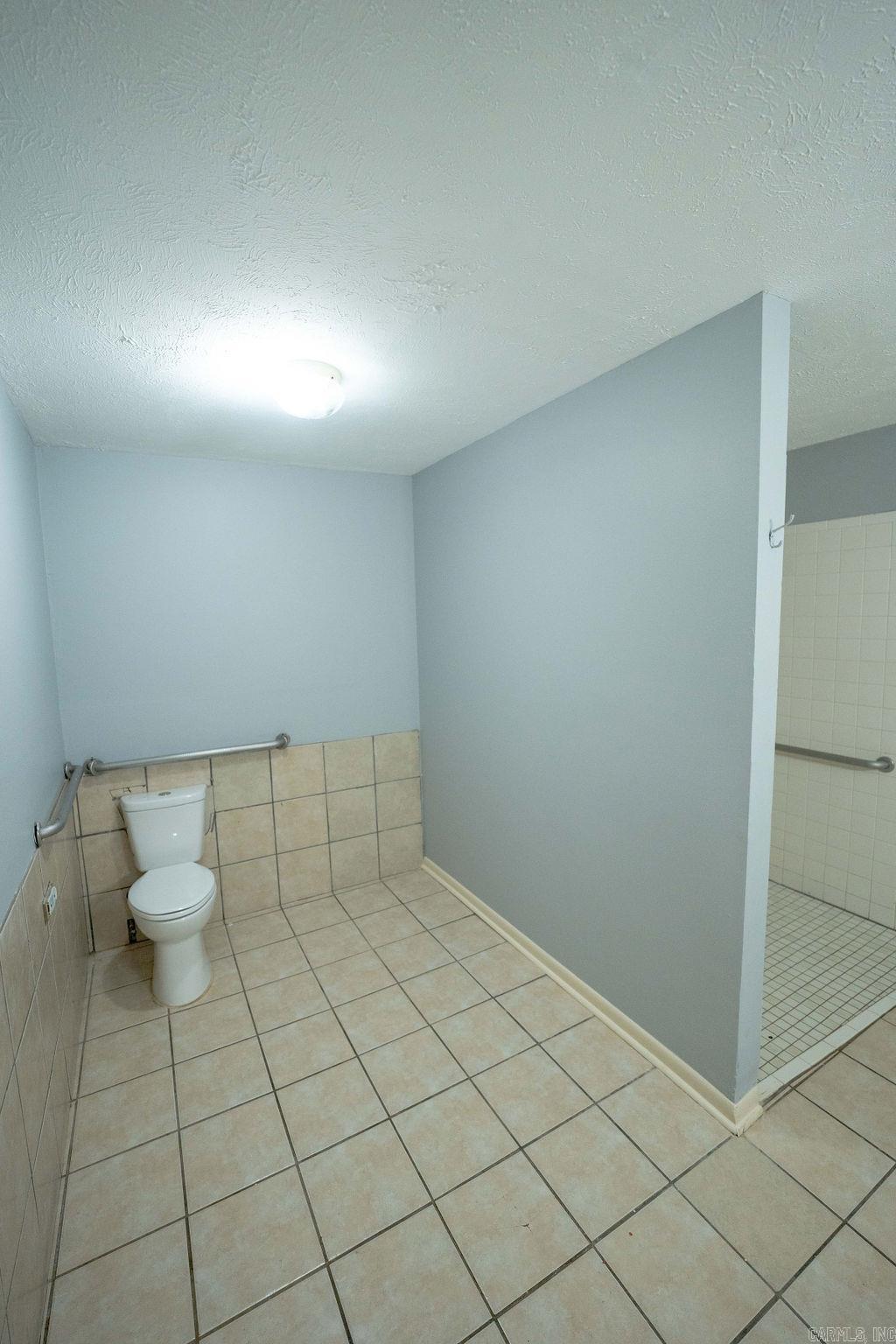 BARROW JOHN - Residential