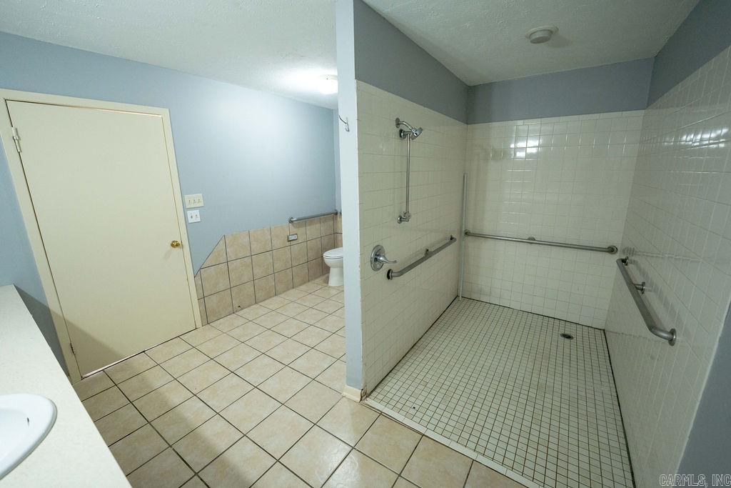 BARROW JOHN - Residential