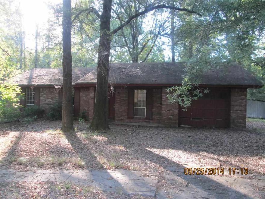 Great investment opportunity! Brick 3BR/2BA, nice sized open living area, located in cul-de-sac backed up to greenspace! See disclosure form in associated docs prior to writing offer. Seller requires potential buyers execute the disclosure & submit w/written offer in order to be considered. Property sold AS-IS, no disclosures or warranties available. Proof of funds or pre-approval letter required with all offers. Earnest  money must be in the form of a cashiers check, MINIMUM $1000. See agent remarks.