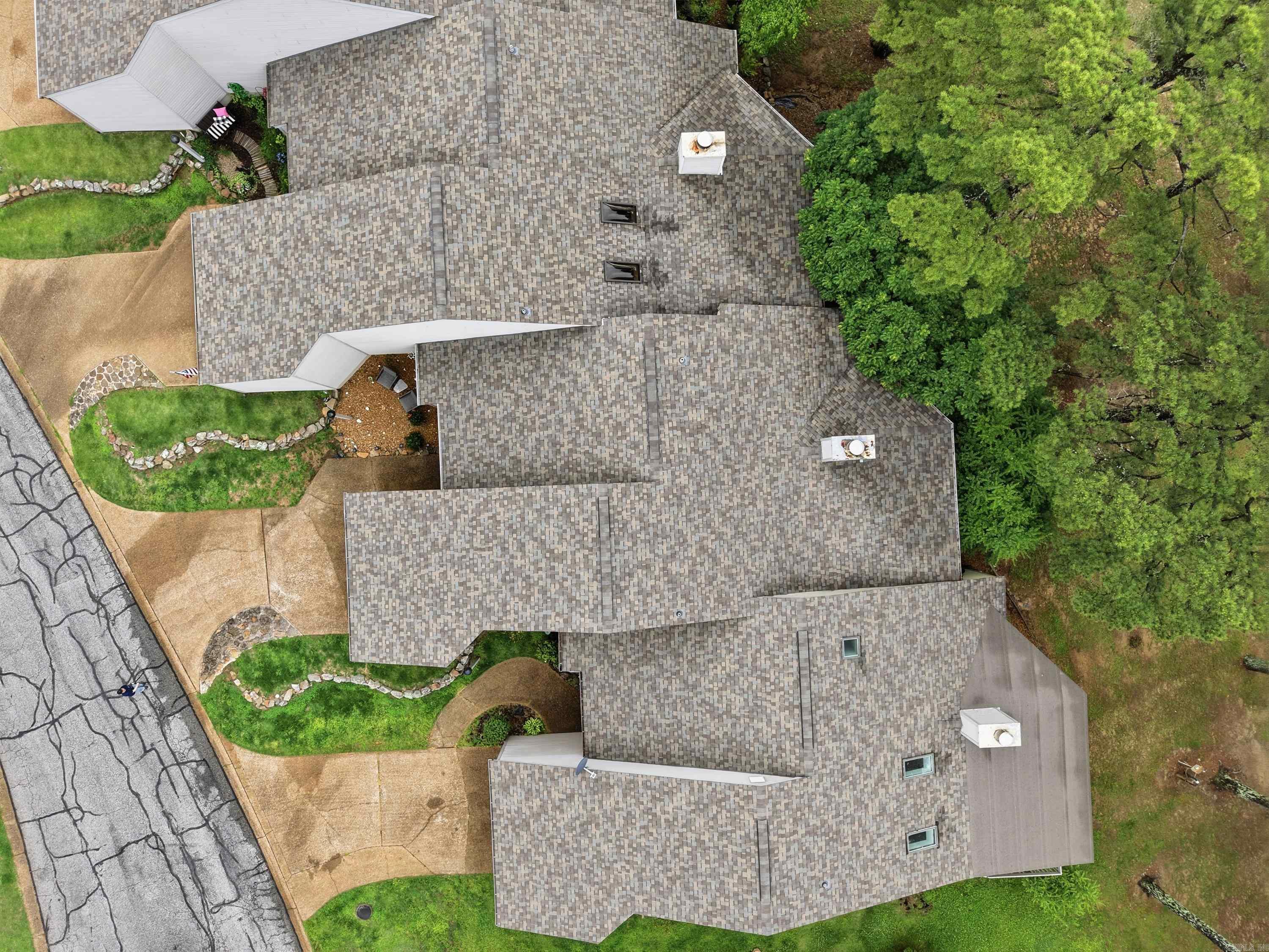 COUNTRY CLUB RIDGE TOWN - Residential