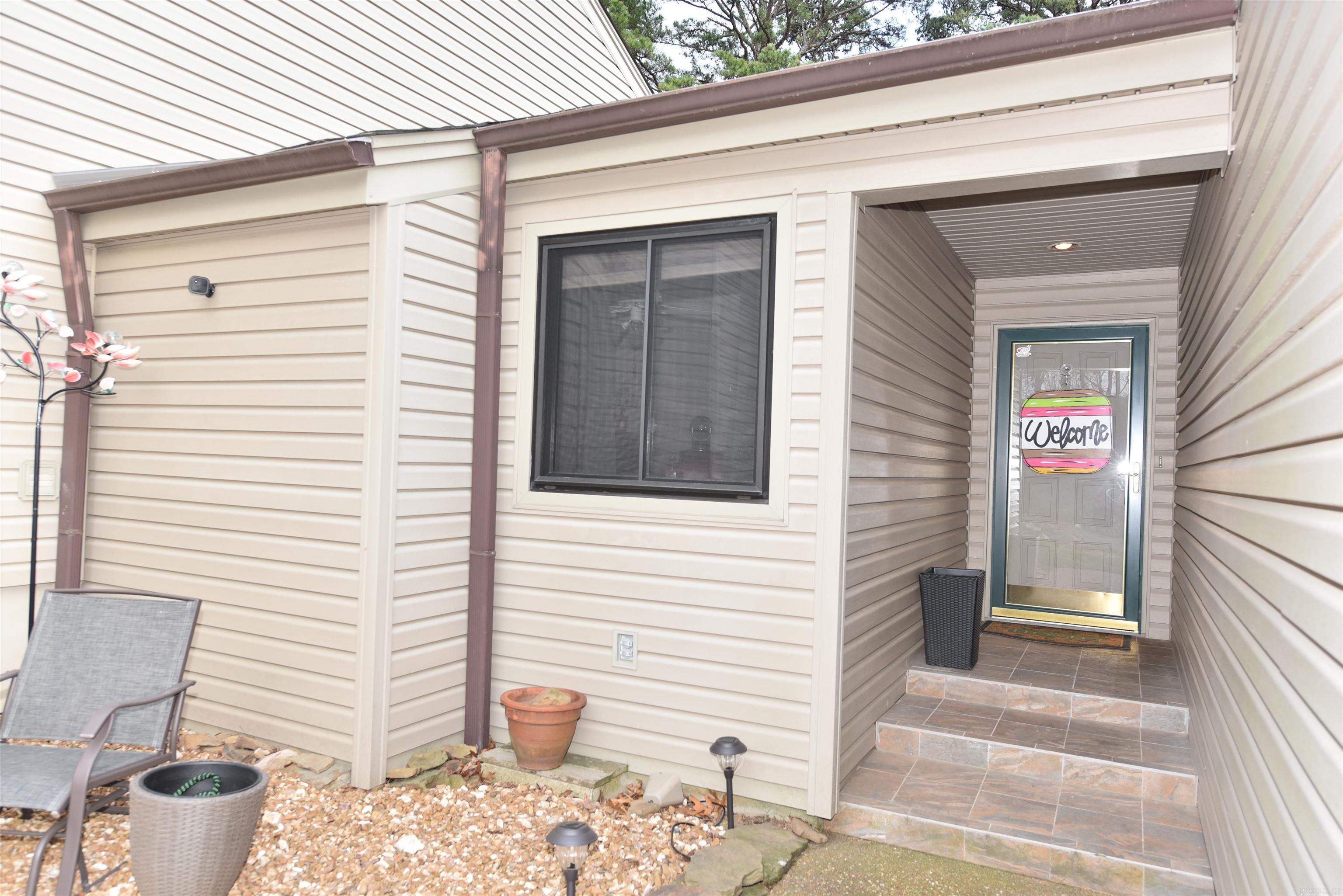 COUNTRY CLUB RIDGE TOWN - Residential