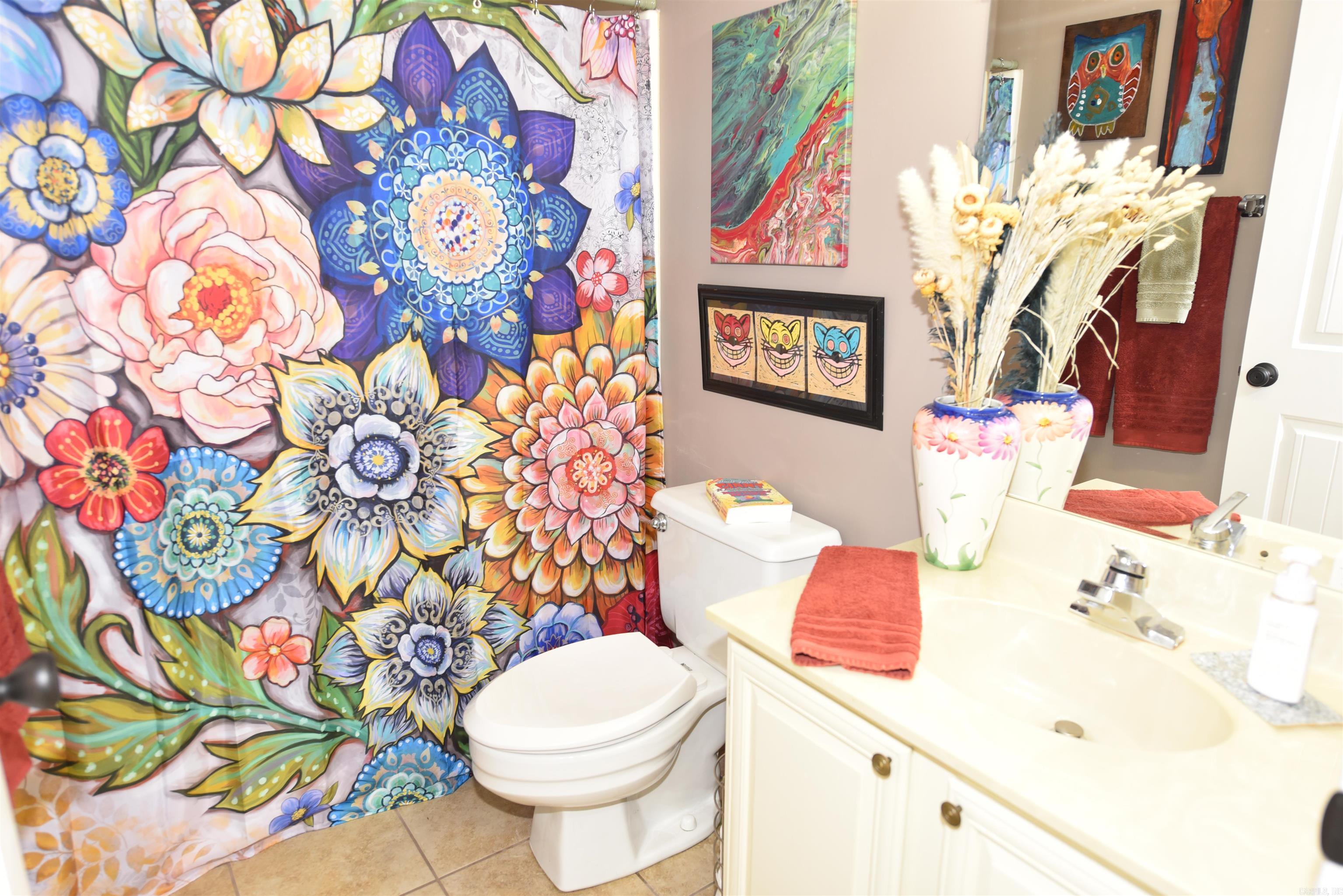 COUNTRY CLUB RIDGE TOWN - Residential