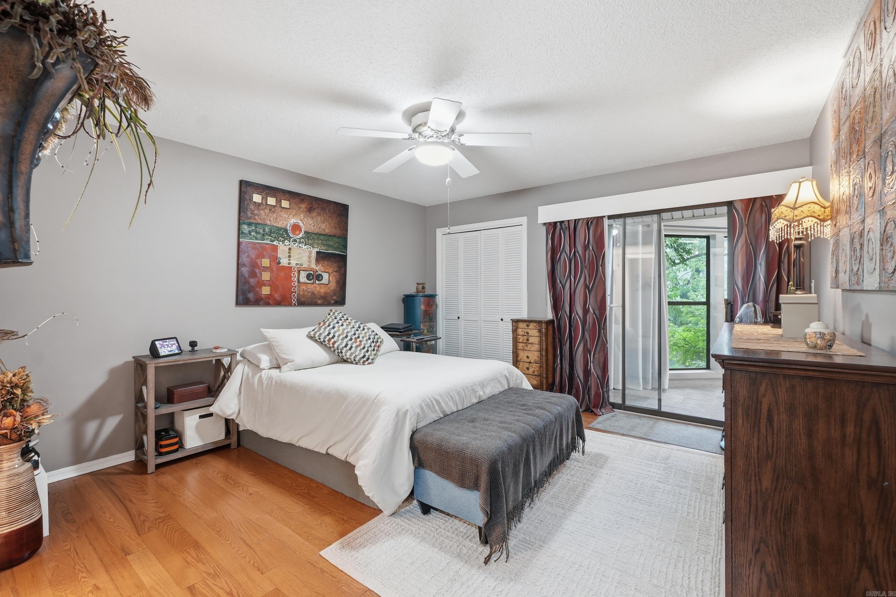 COUNTRY CLUB RIDGE TOWN - Residential