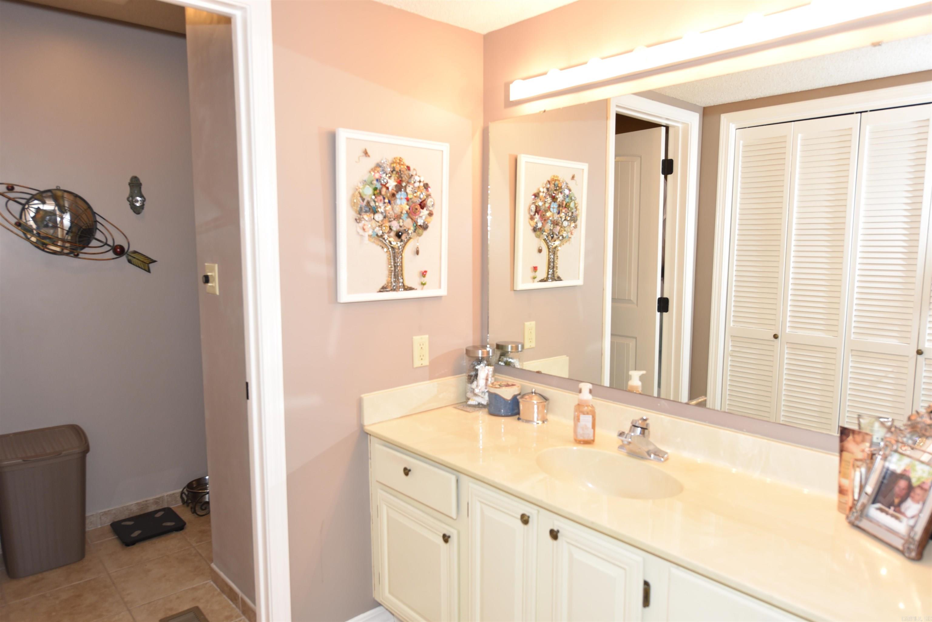 COUNTRY CLUB RIDGE TOWN - Residential