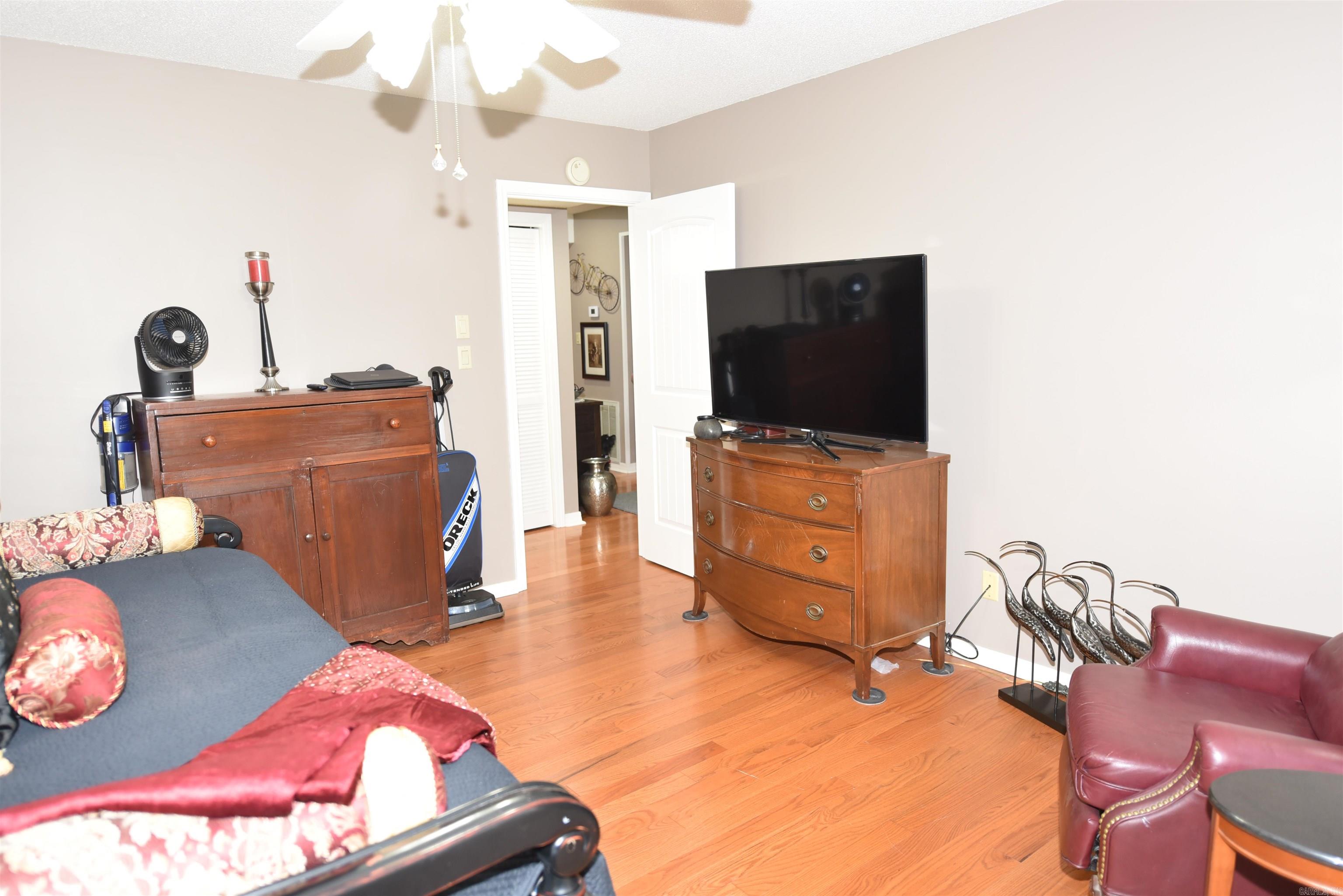 COUNTRY CLUB RIDGE TOWN - Residential