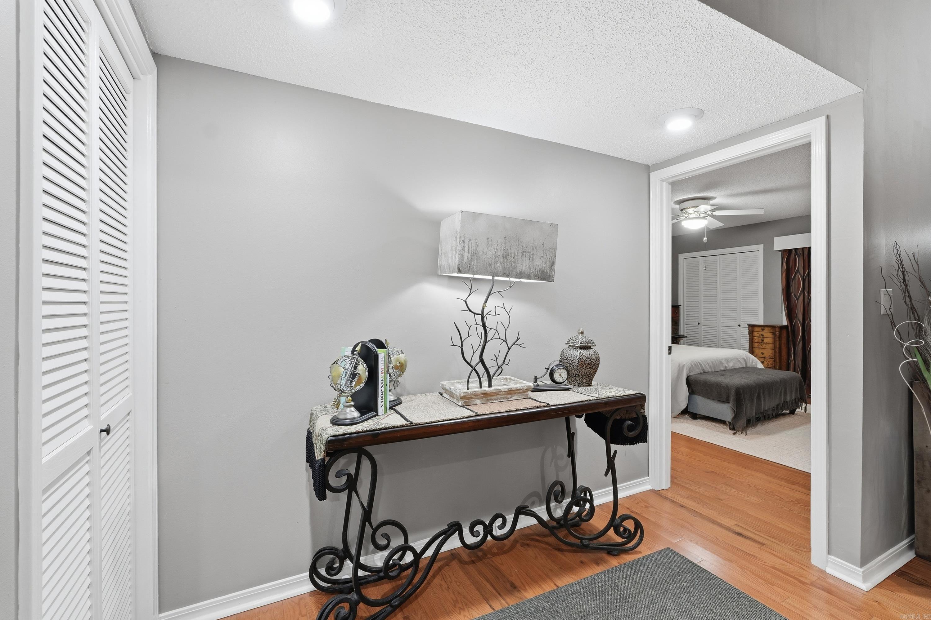 COUNTRY CLUB RIDGE TOWN - Residential