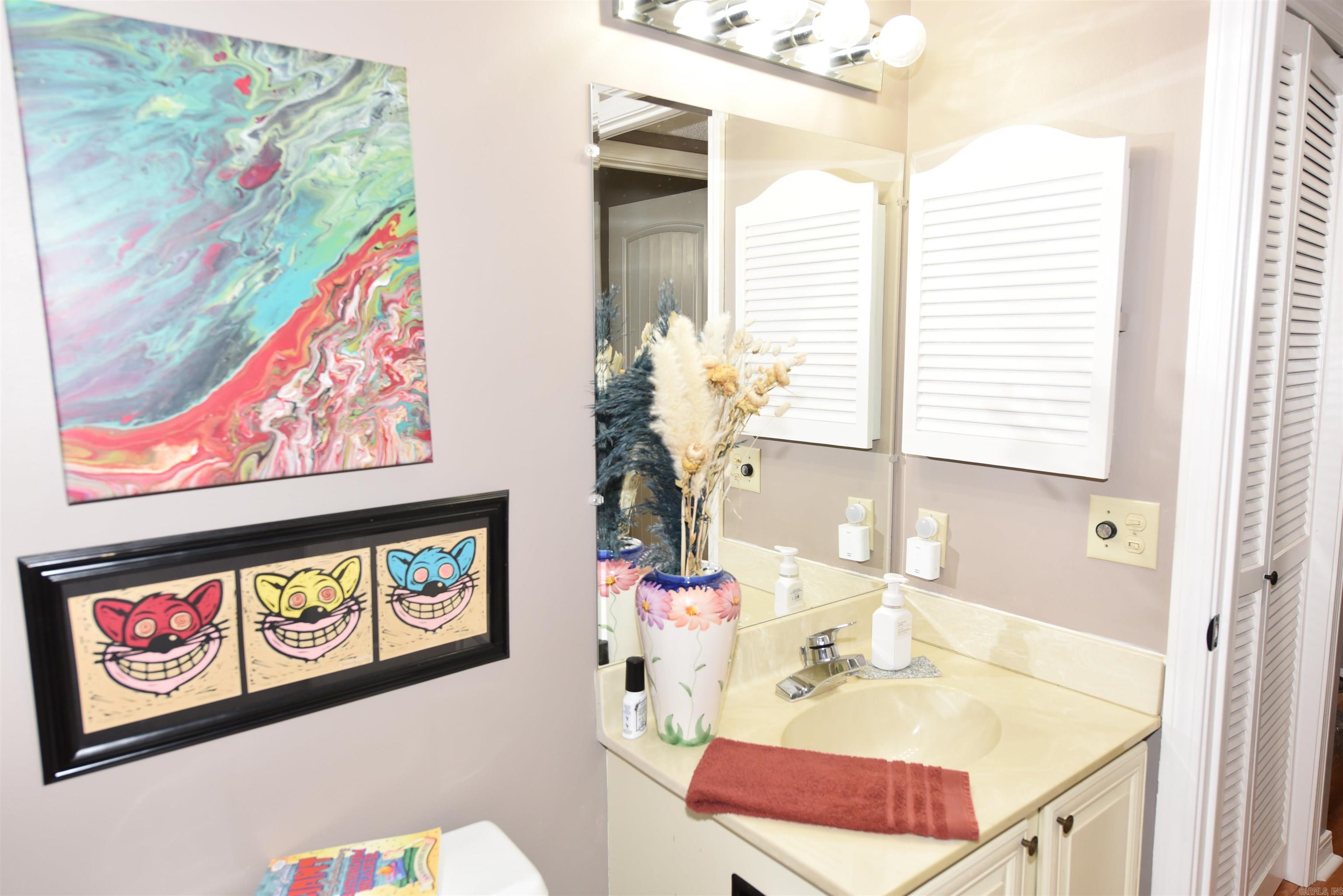 COUNTRY CLUB RIDGE TOWN - Residential