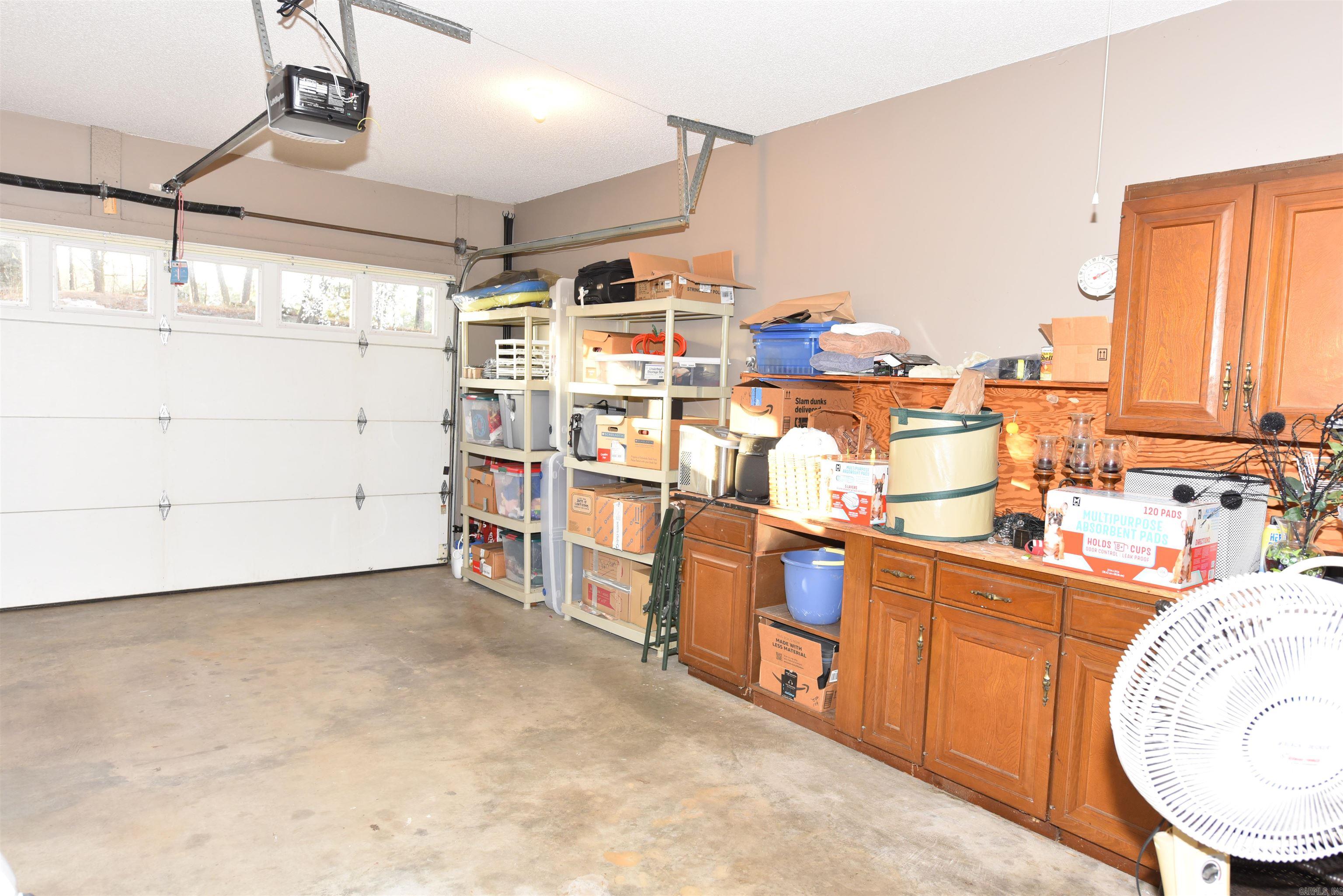 COUNTRY CLUB RIDGE TOWN - Residential