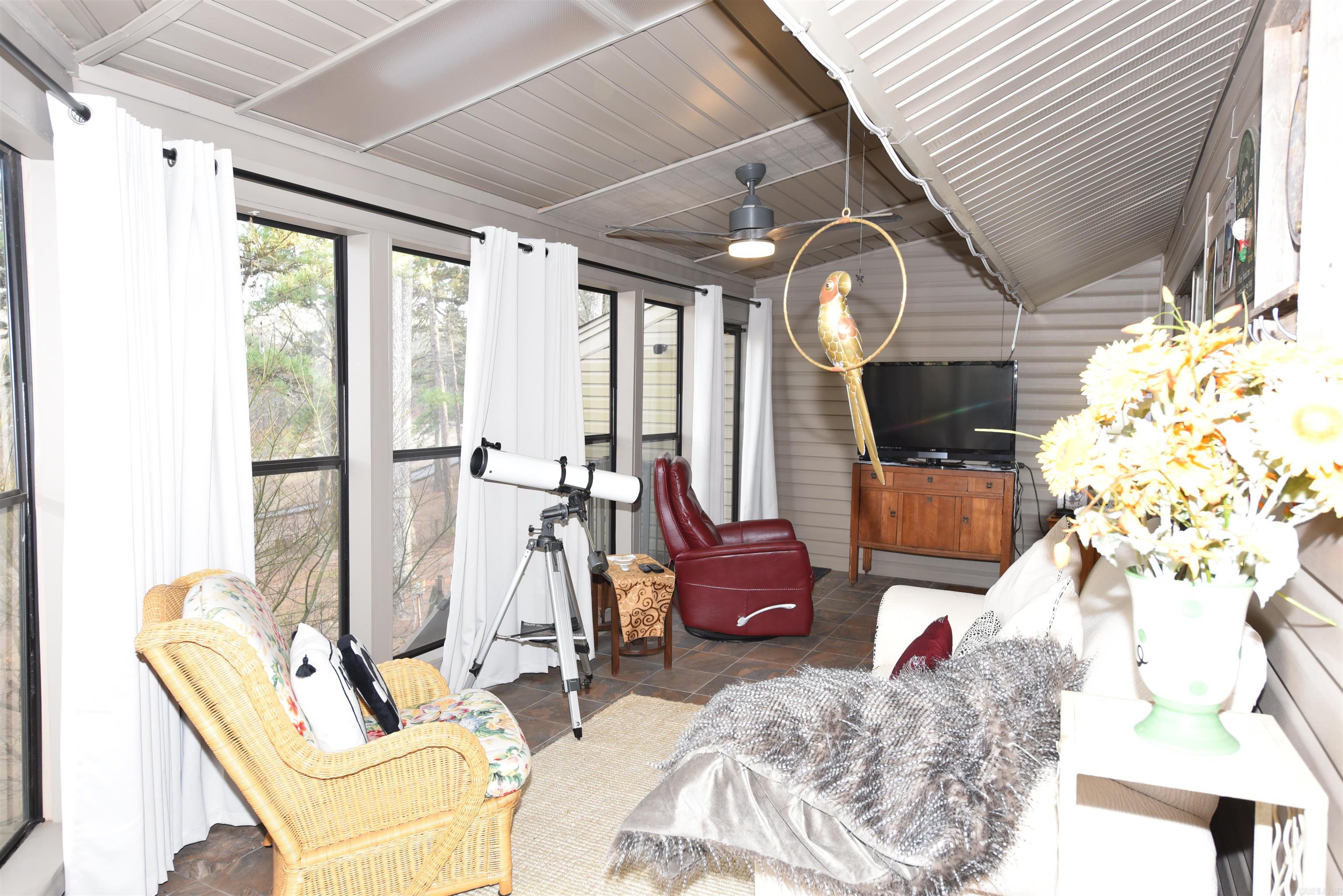 COUNTRY CLUB RIDGE TOWN - Residential