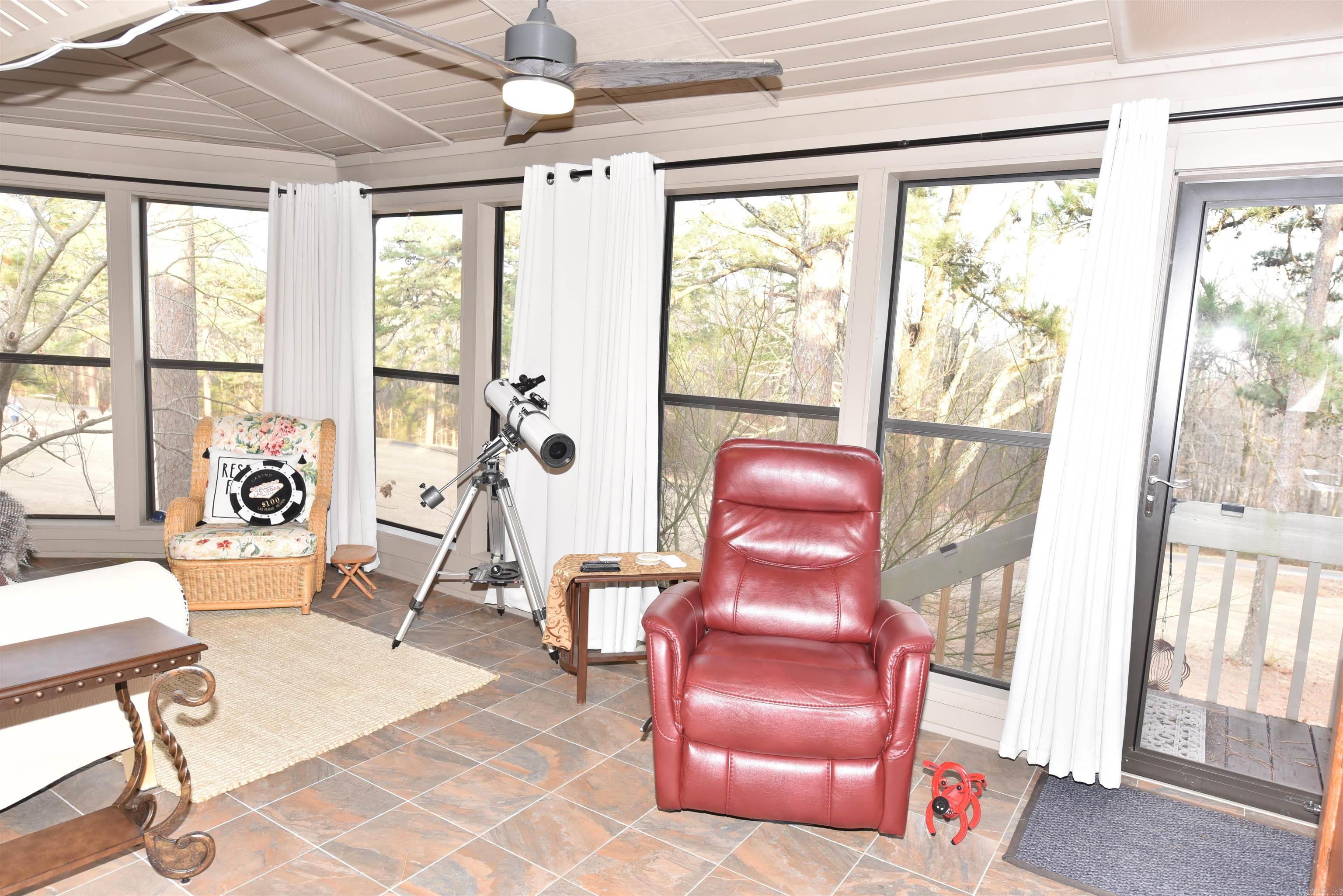 COUNTRY CLUB RIDGE TOWN - Residential