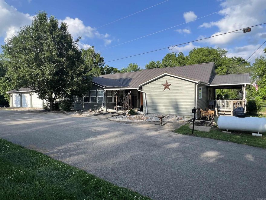 Come check out this nicely updated home in Omaha, AR. The home features 3 BR, 2 BA, 2,136 sqft, 4 car garage, fiber internet available, fenced yard, beautifully updated large kitchen with custom cabinets, CH&A (2016), metal roof (2016), vinyl siding (2022) laminate flooring (2022), and many more updated items. Conveniently located between Branson, MO and Harrison, AR. Schedule a viewing today!