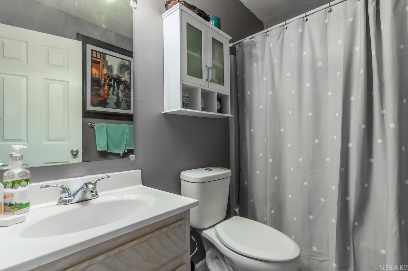 Hickory Hollow - Residential