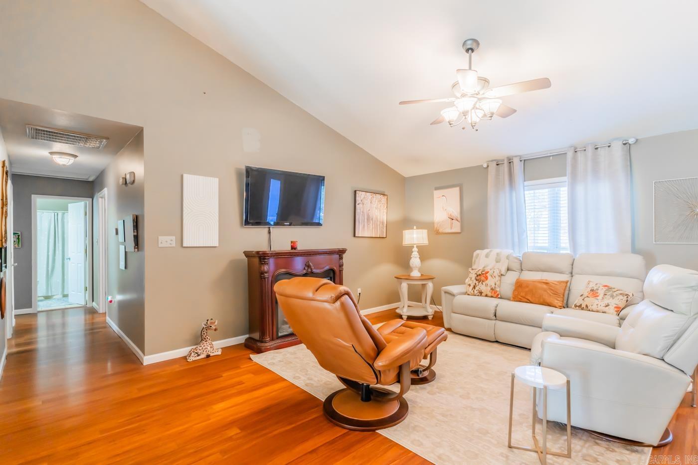 Hickory Hollow - Residential