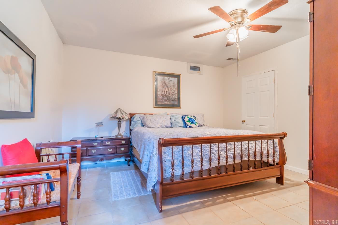 Hickory Hollow - Residential