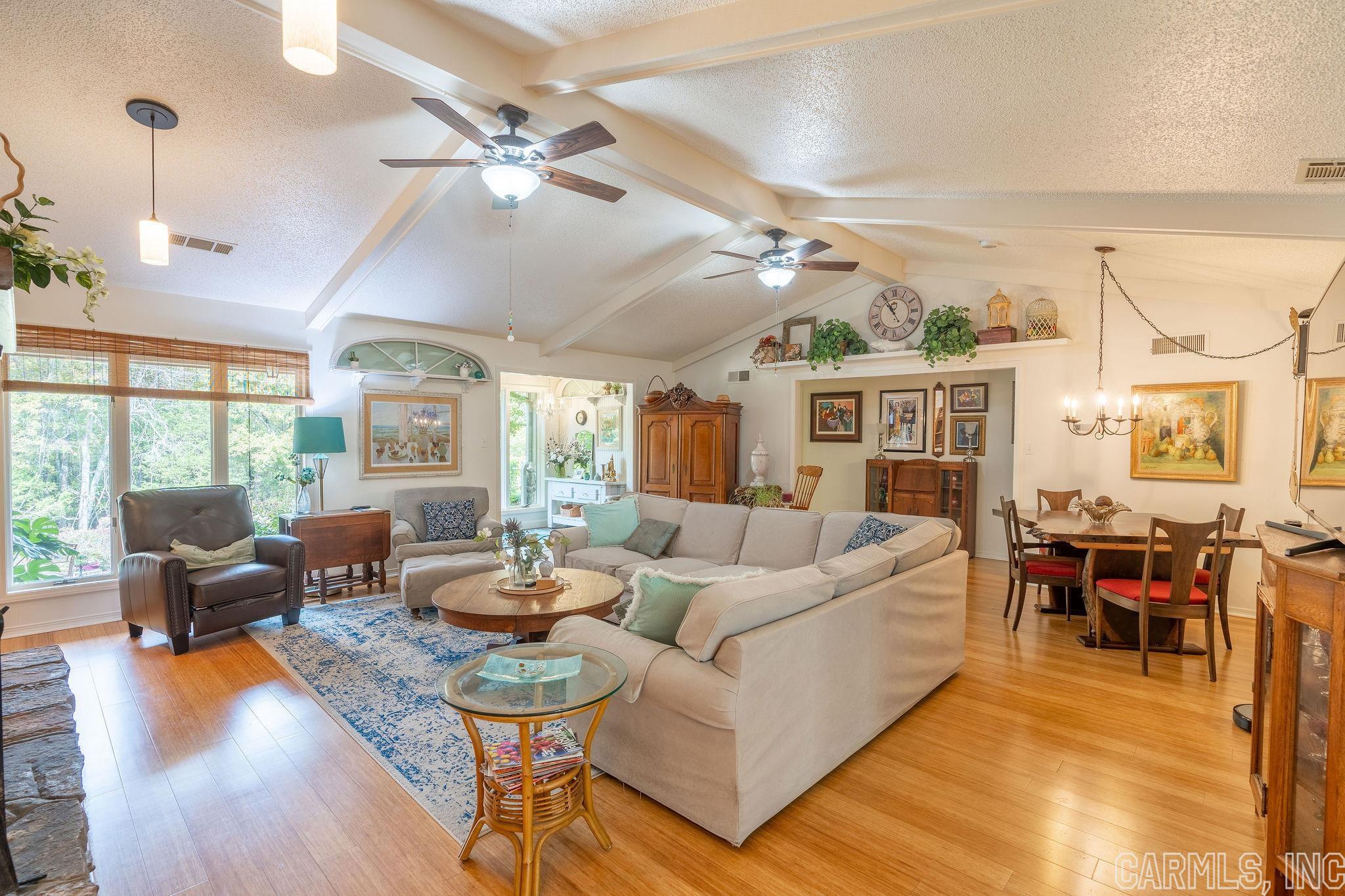 INDIAN HILLS - Residential