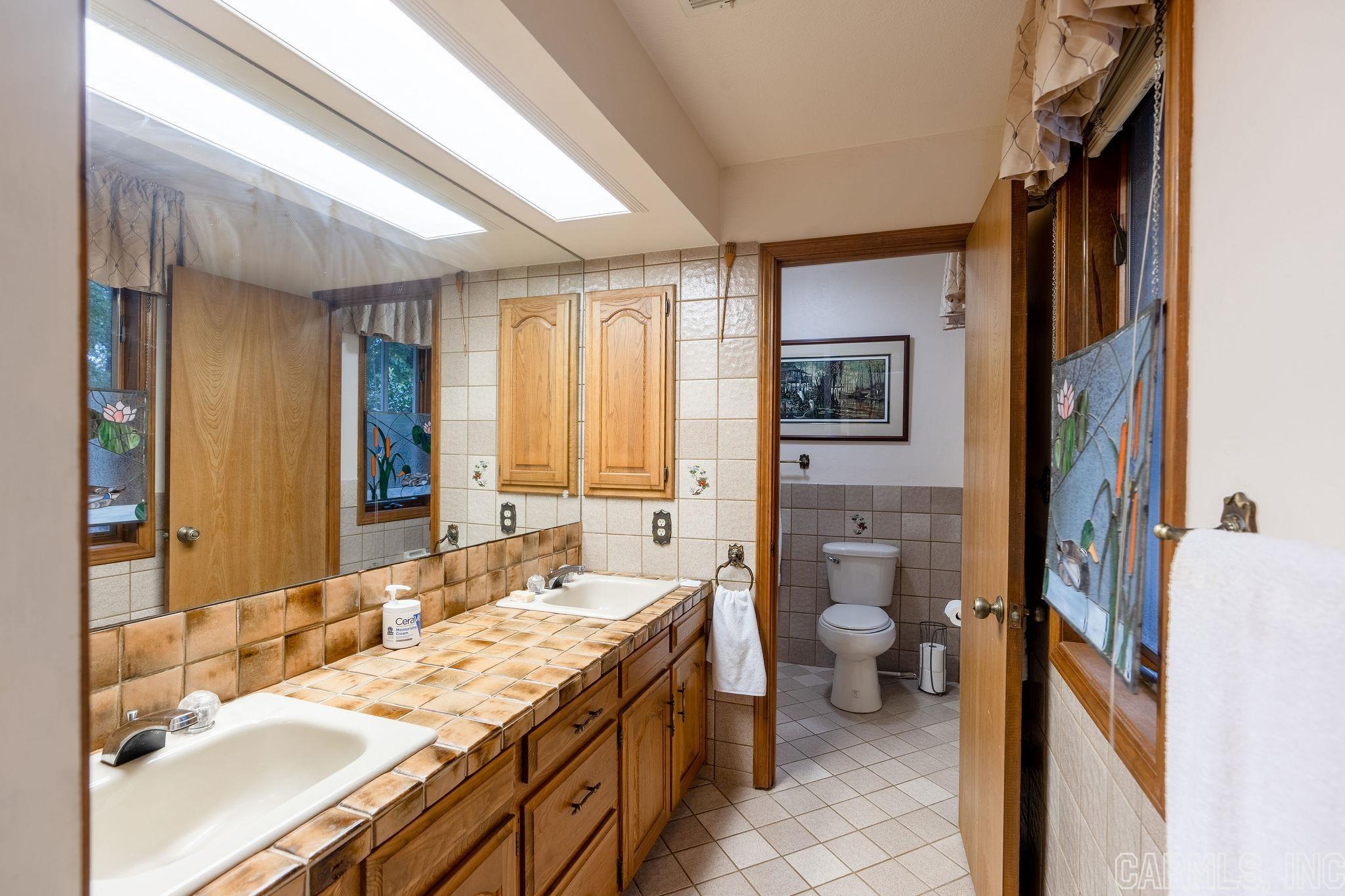 INDIAN HILLS - Residential