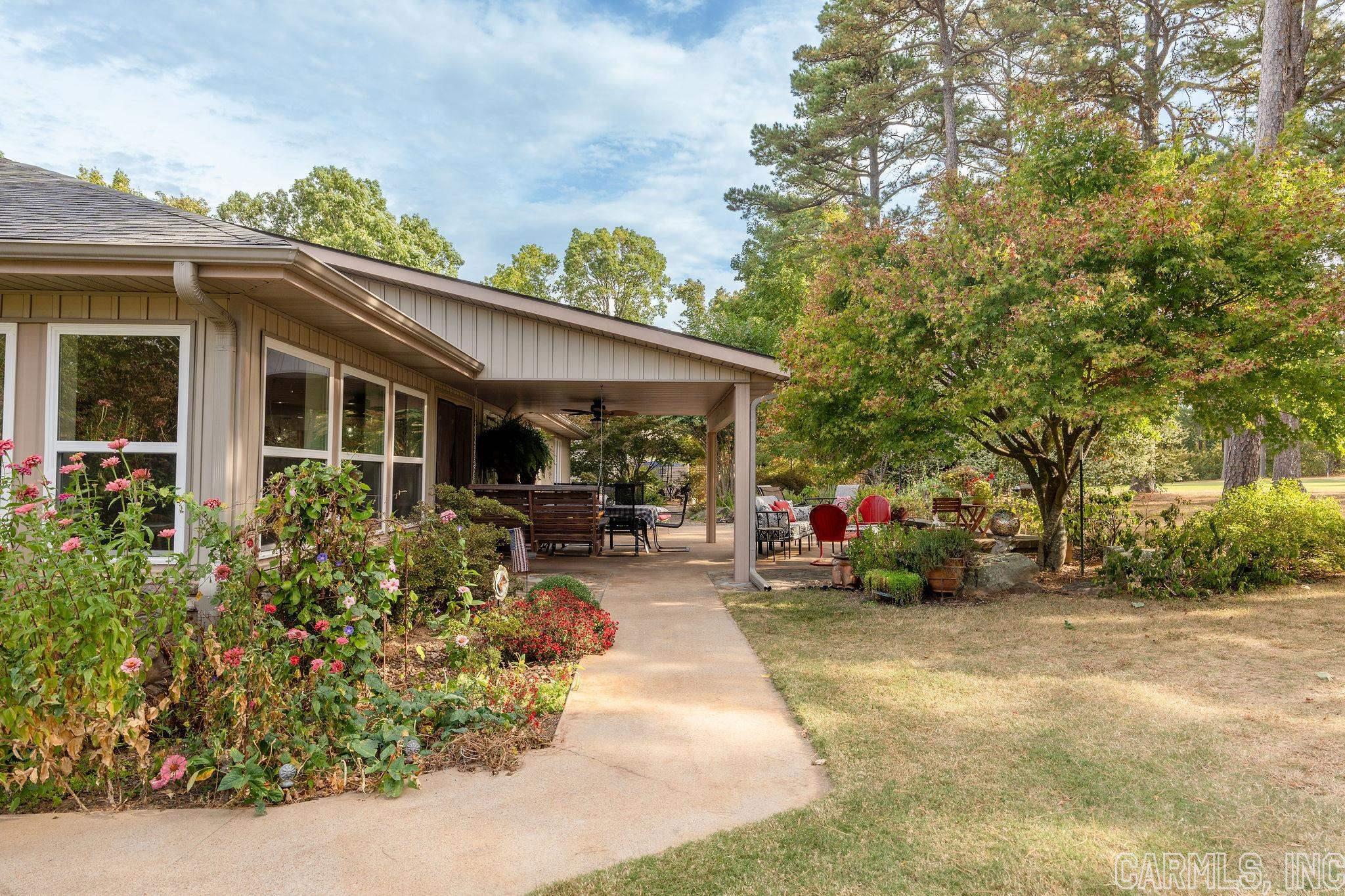 INDIAN HILLS - Residential