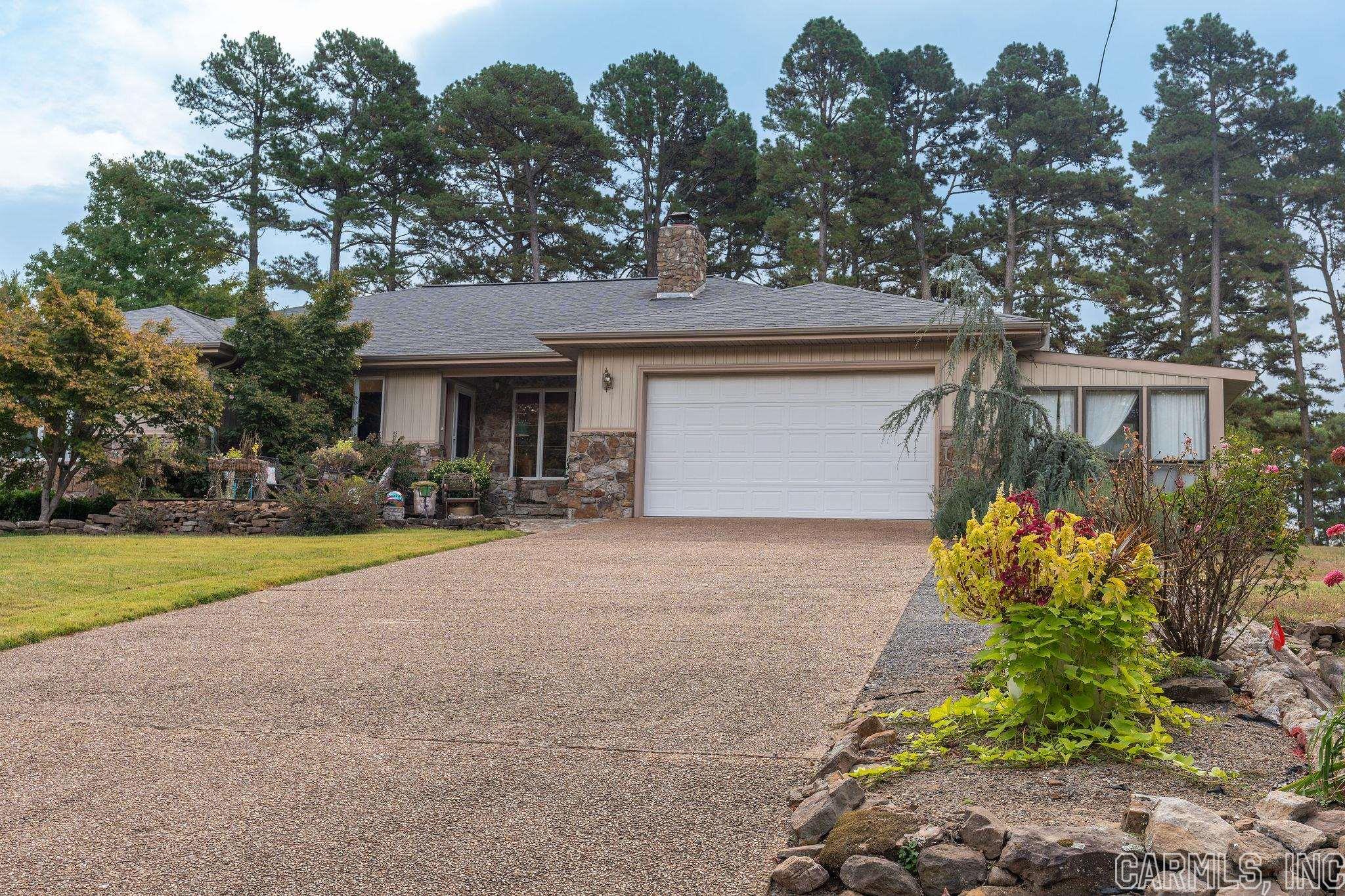 INDIAN HILLS - Residential