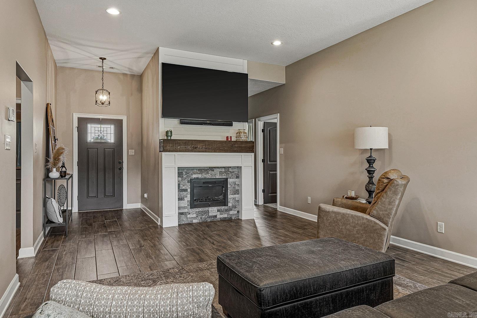 BOBCAT MEADOWS - Residential