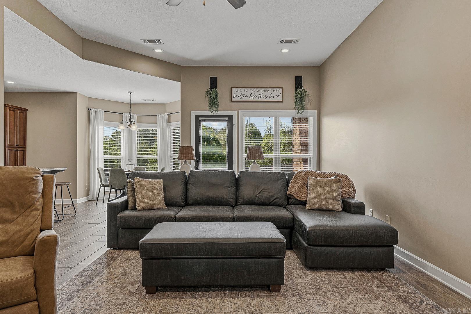 BOBCAT MEADOWS - Residential