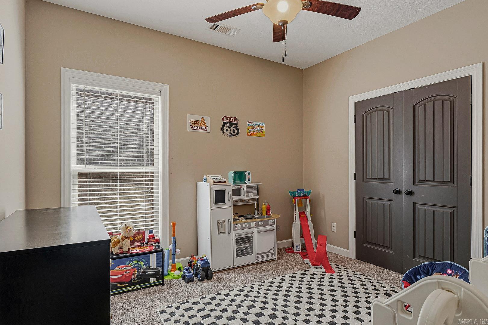 BOBCAT MEADOWS - Residential