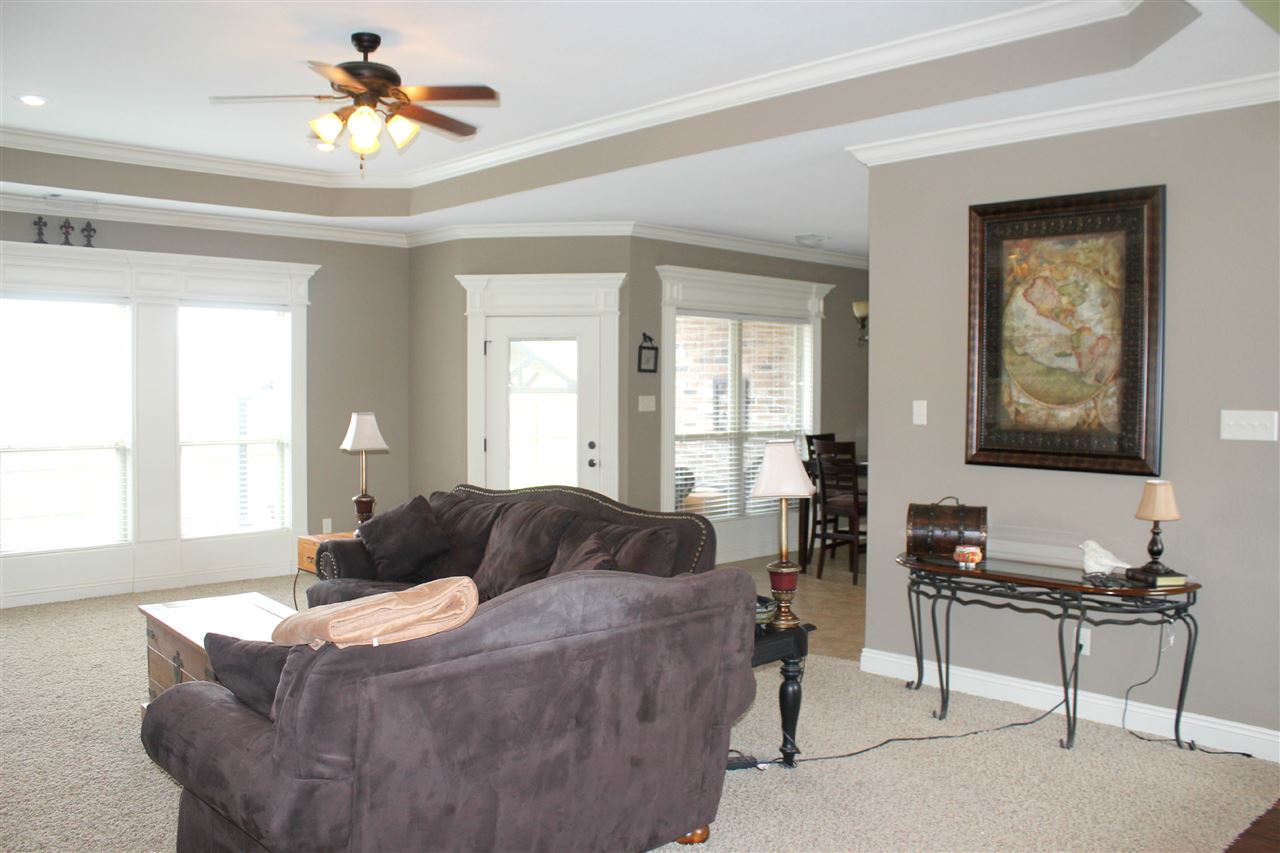 SHADOW CREEK - Residential