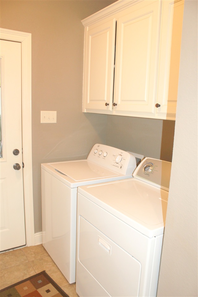 SHADOW CREEK - Residential