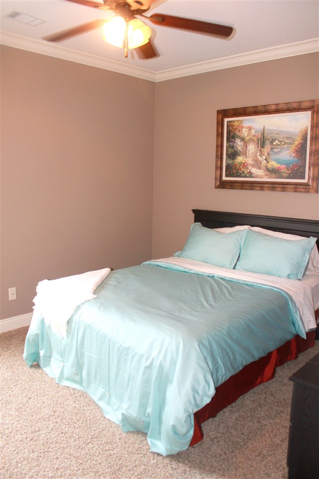 SHADOW CREEK - Residential