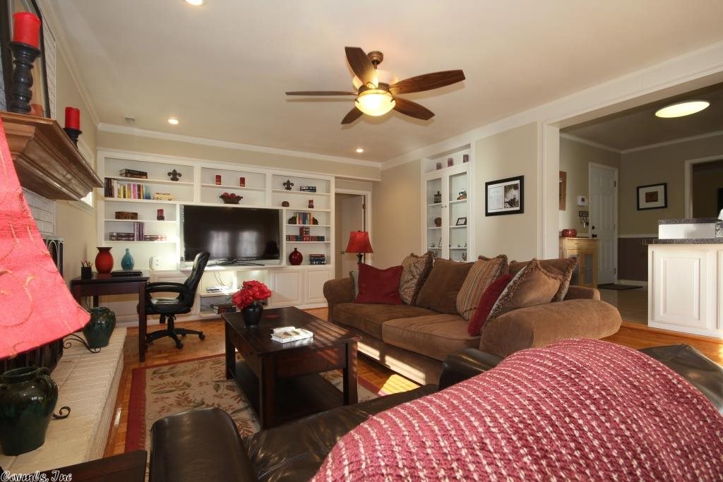 SHANNON HILLS s - Residential