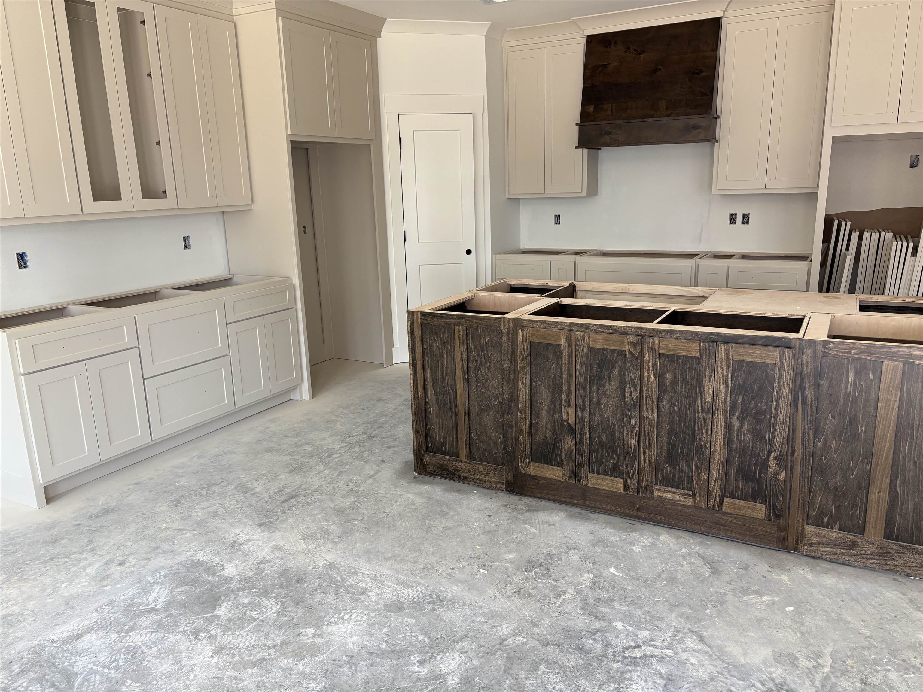 HIDDEN VALLEY ESTATES - Residential