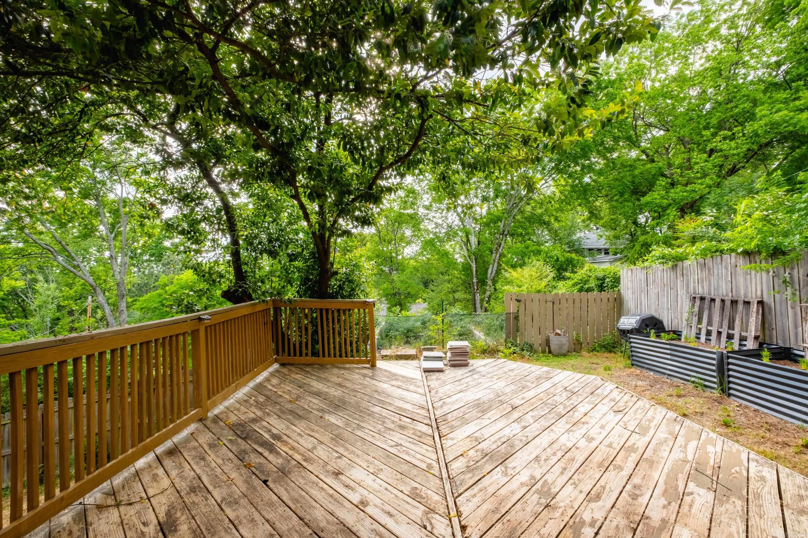 YOUNGS PARK - Residential