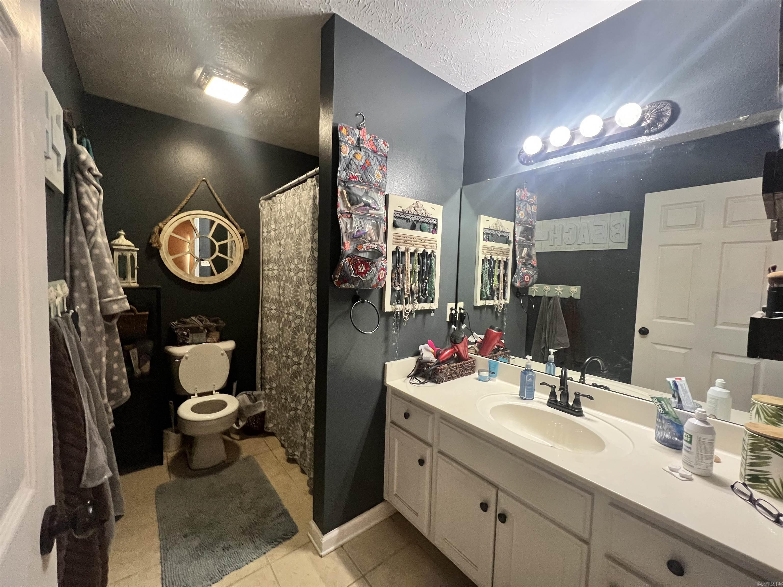 KIMBERLY COVE ADDN - Residential