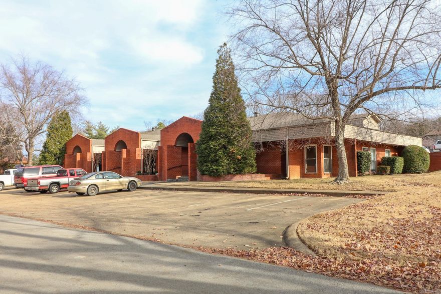 Medical/Dental office available near Matthews Medical Mile. This office includes patient rooms, offices and staff areas. Available for lease or sale. Great opportunity for a medical establishment.