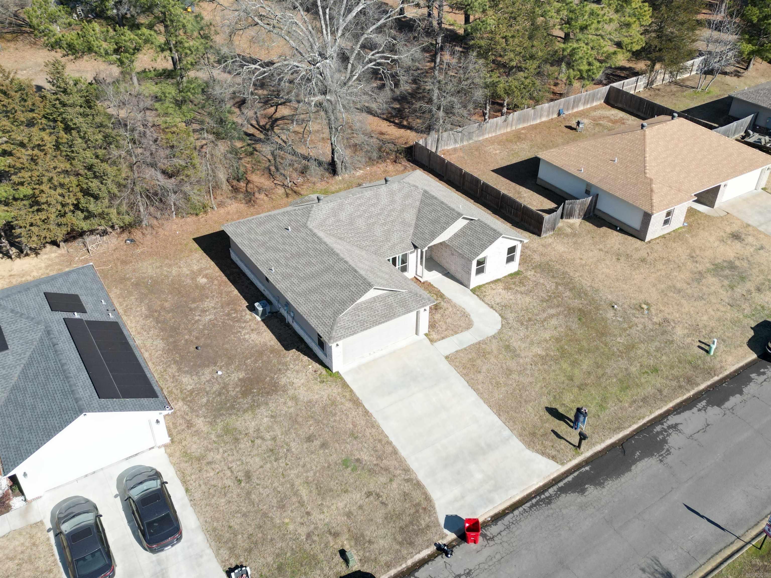 WILLOW OAKS ESTATE - Residential