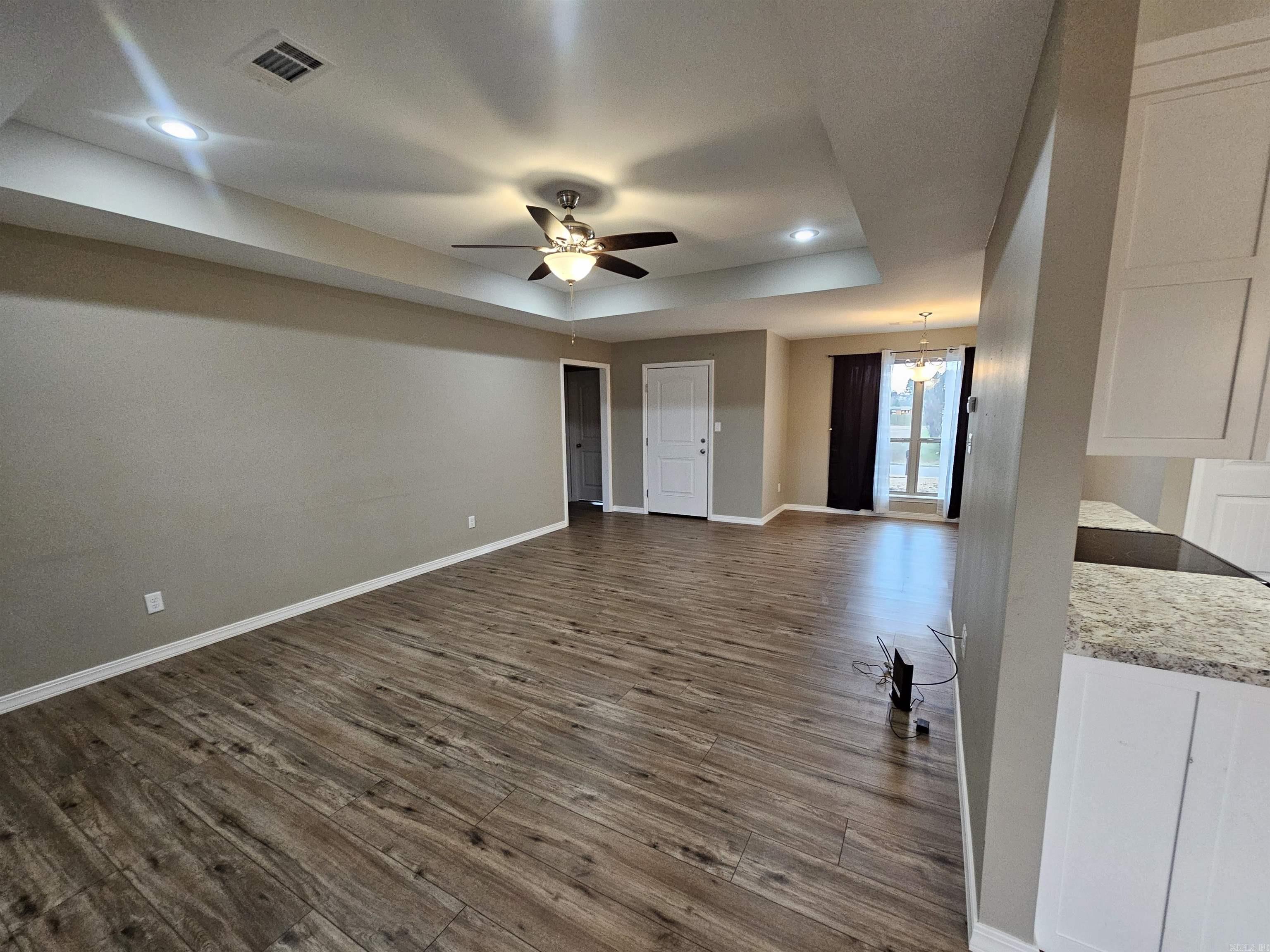 WILLOW OAKS ESTATE - Residential