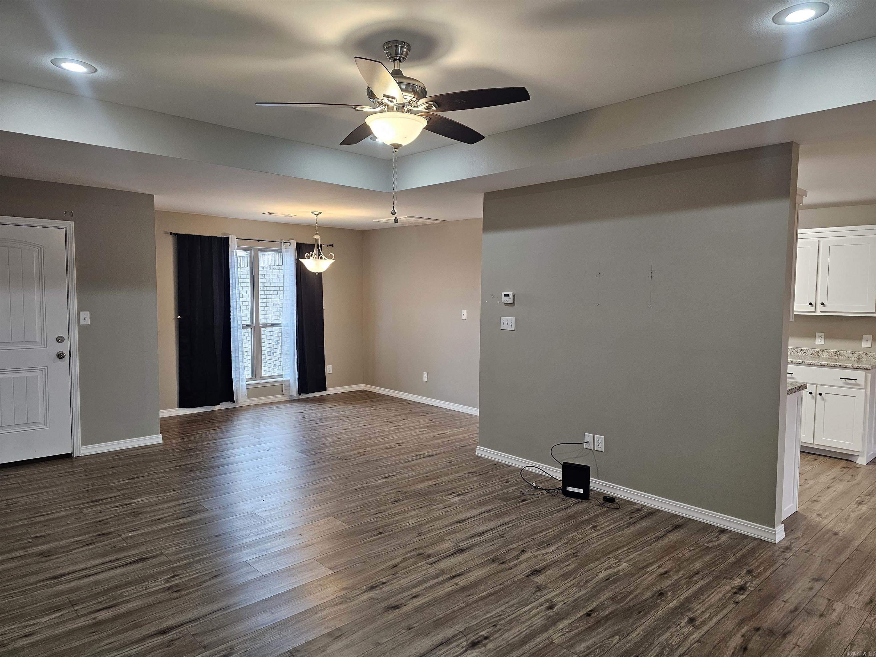 WILLOW OAKS ESTATE - Residential