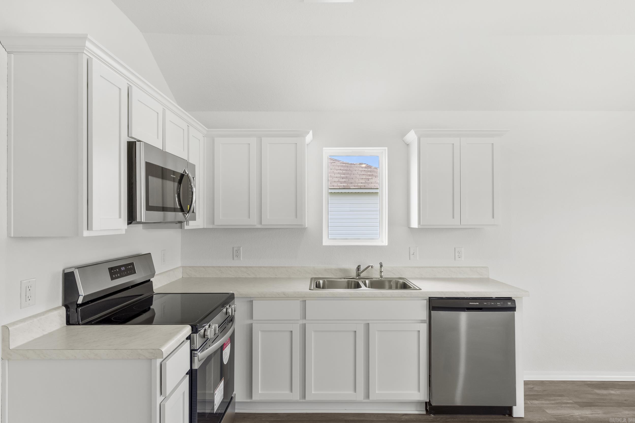 HILL FARM - Residential