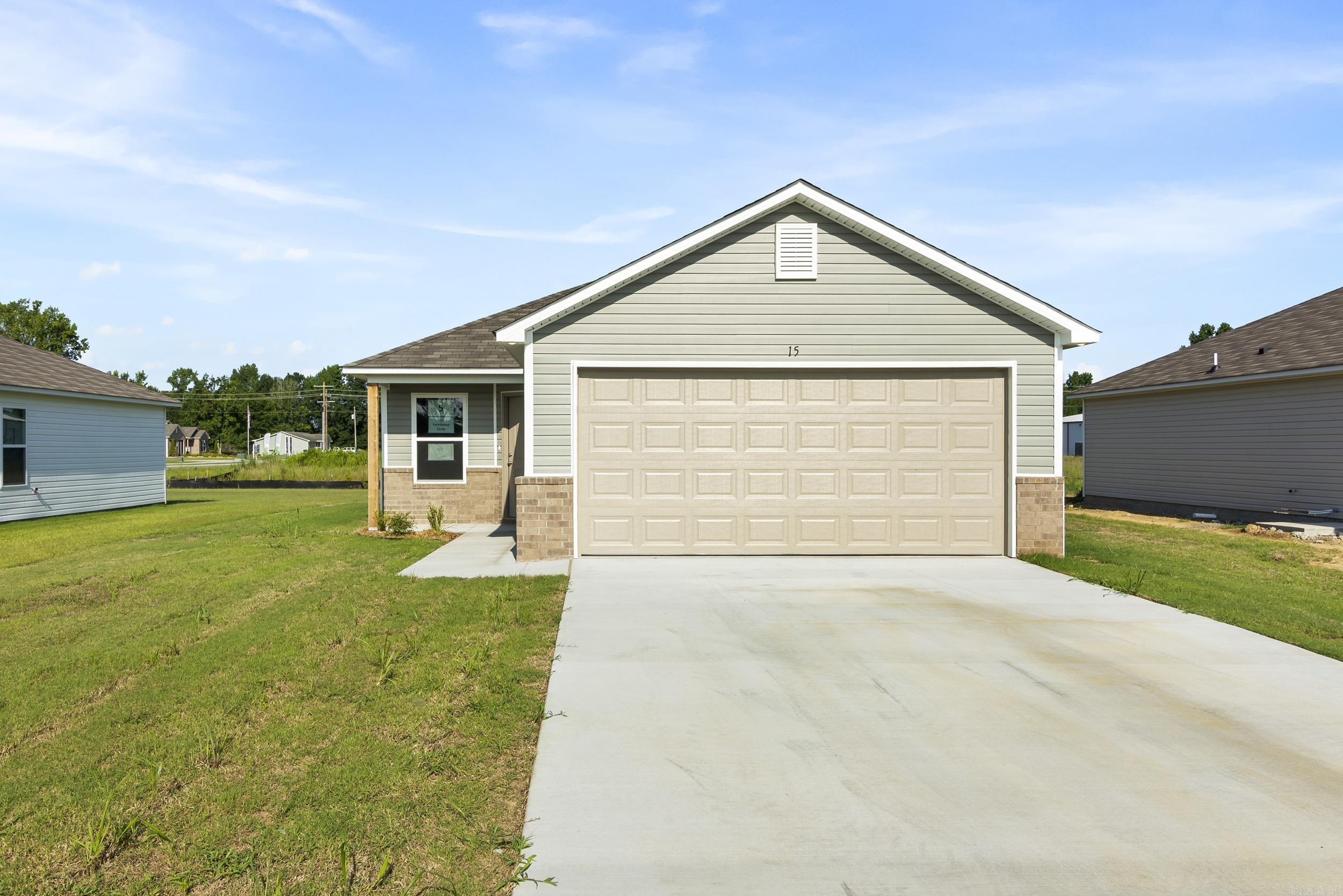 HILL FARM - Residential