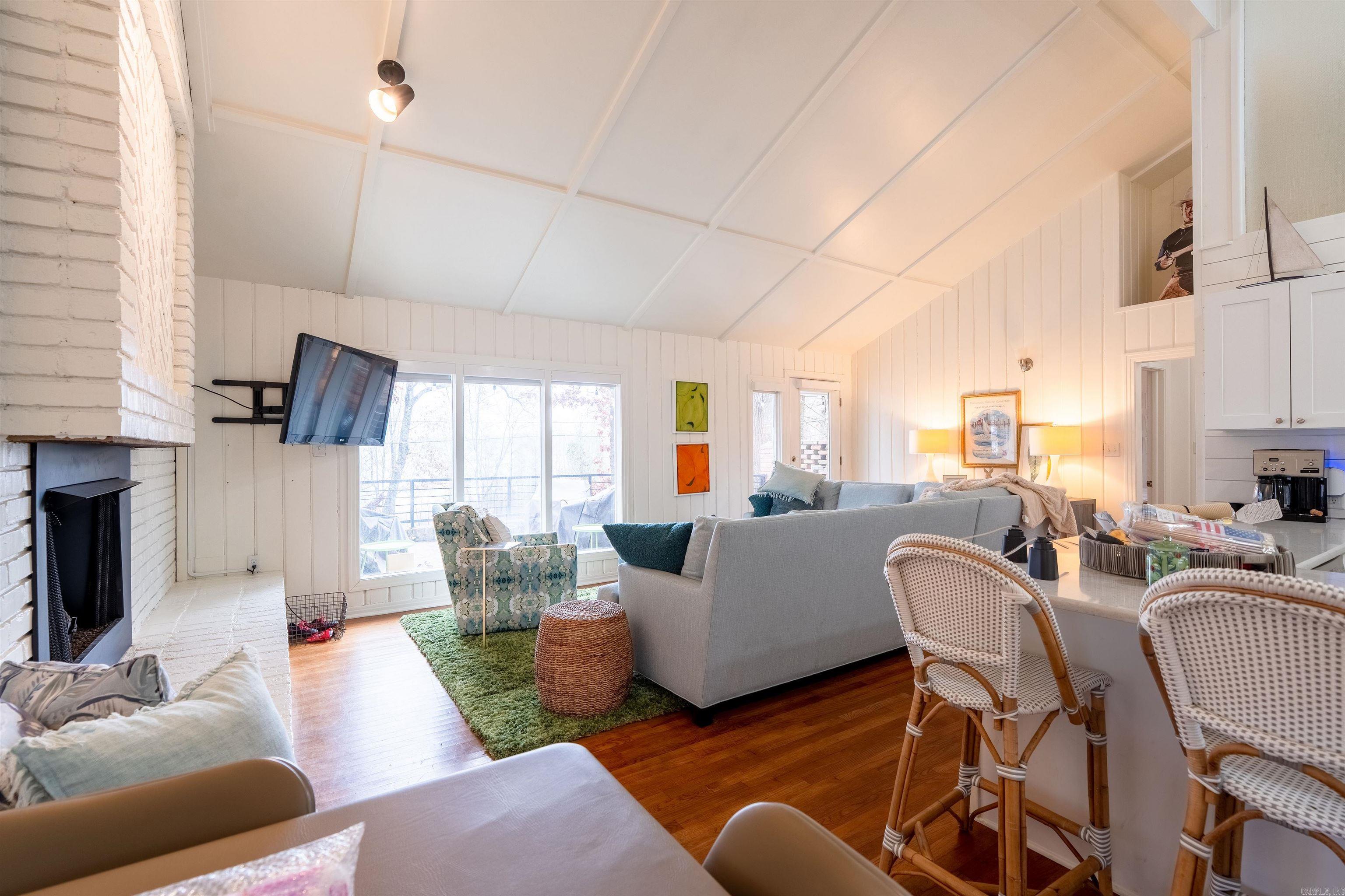 Eden Isle - Residential