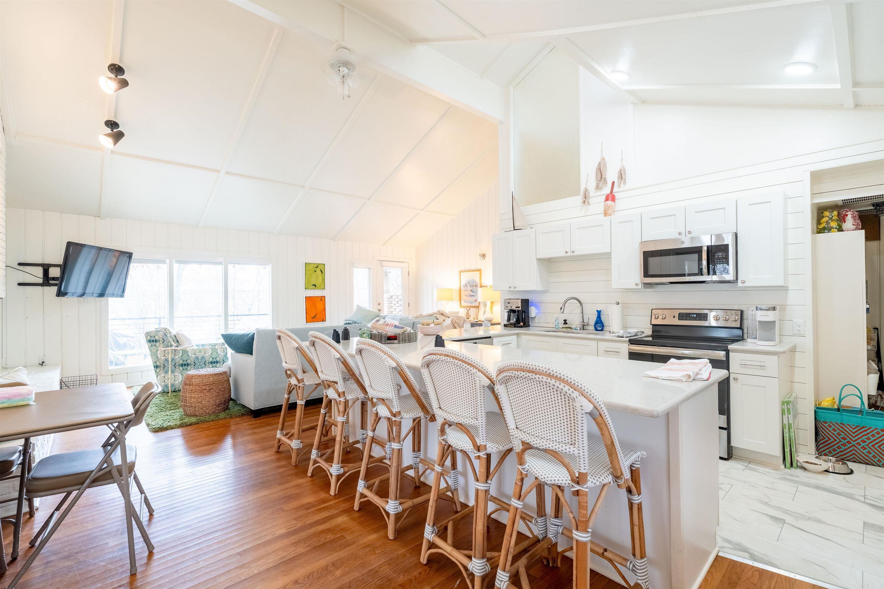 Eden Isle - Residential